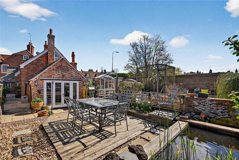7 bedroom house, Bridge Street, Hungerford RG17 - Available