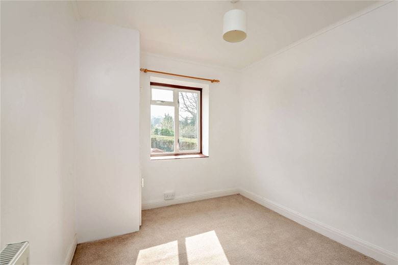 4 bedroom house, Bartlemy Close, Newbury RG14 - Available