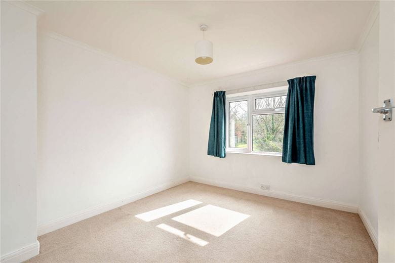4 bedroom house, Bartlemy Close, Newbury RG14 - Available