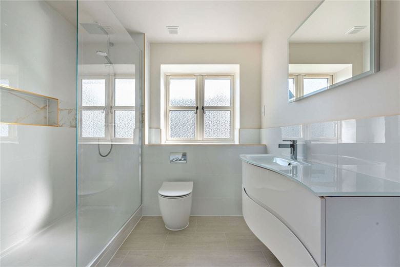 2 bedroom cottage, Ram Alley, Ashford Hill RG19 - Available