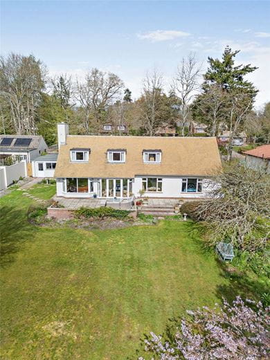 4 bedroom house, Garden Close Lane, Newbury RG14 - Available