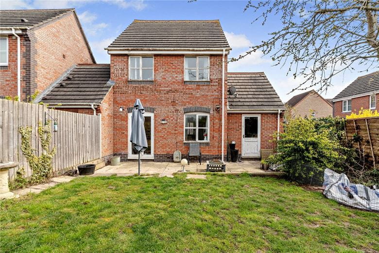 3 bedroom house, Meadowsweet Close, Thatcham RG18 - Available