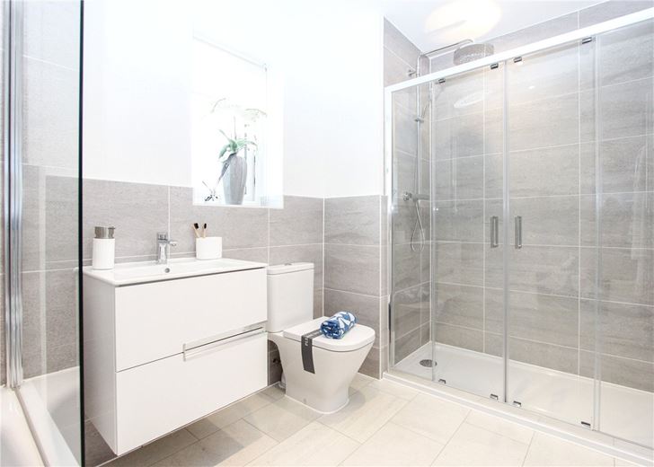 2 bedroom house, Princess Gardens, Bishops Green RG20 - Available