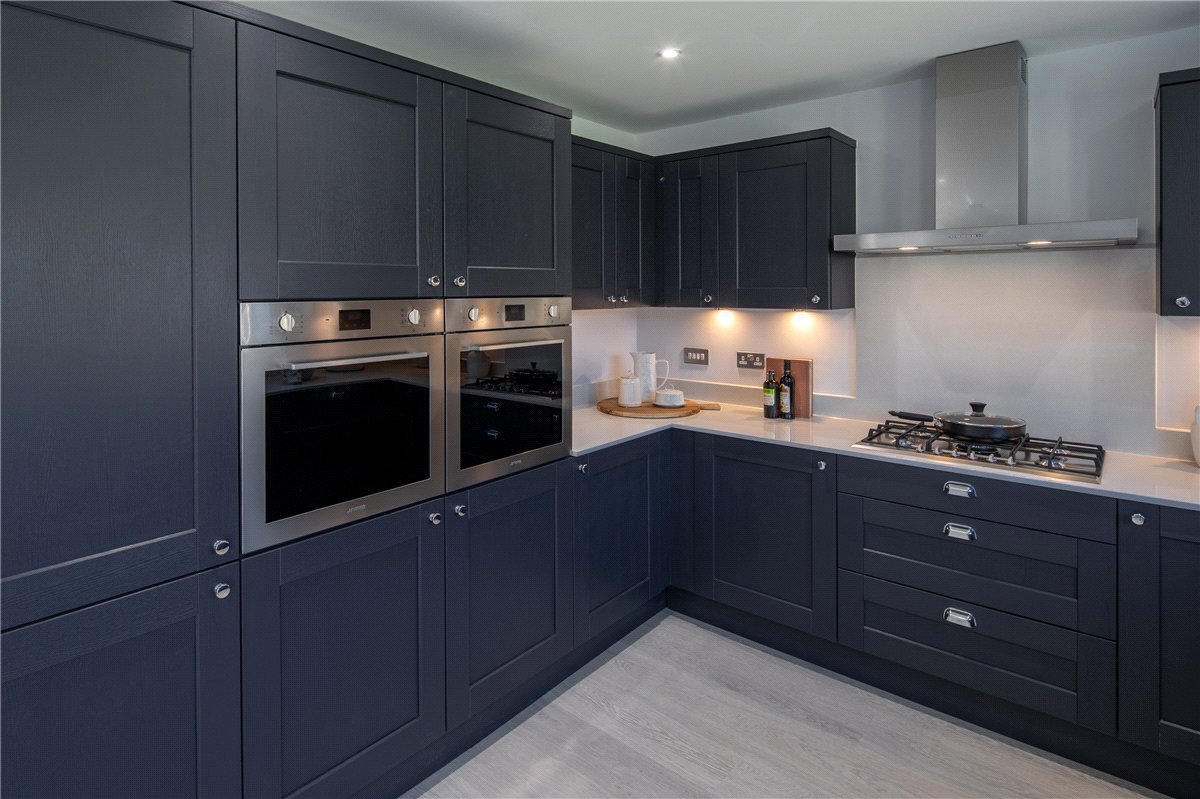 5 bedroom house, Princess Gardens, Bishops Green RG20 - Available