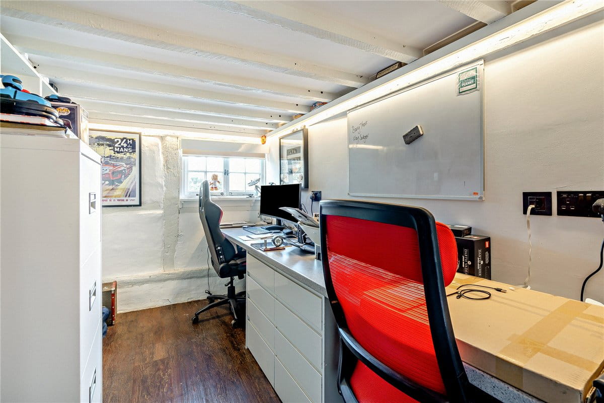 4 bedroom house, Lower Green, Inkpen RG17 - Available