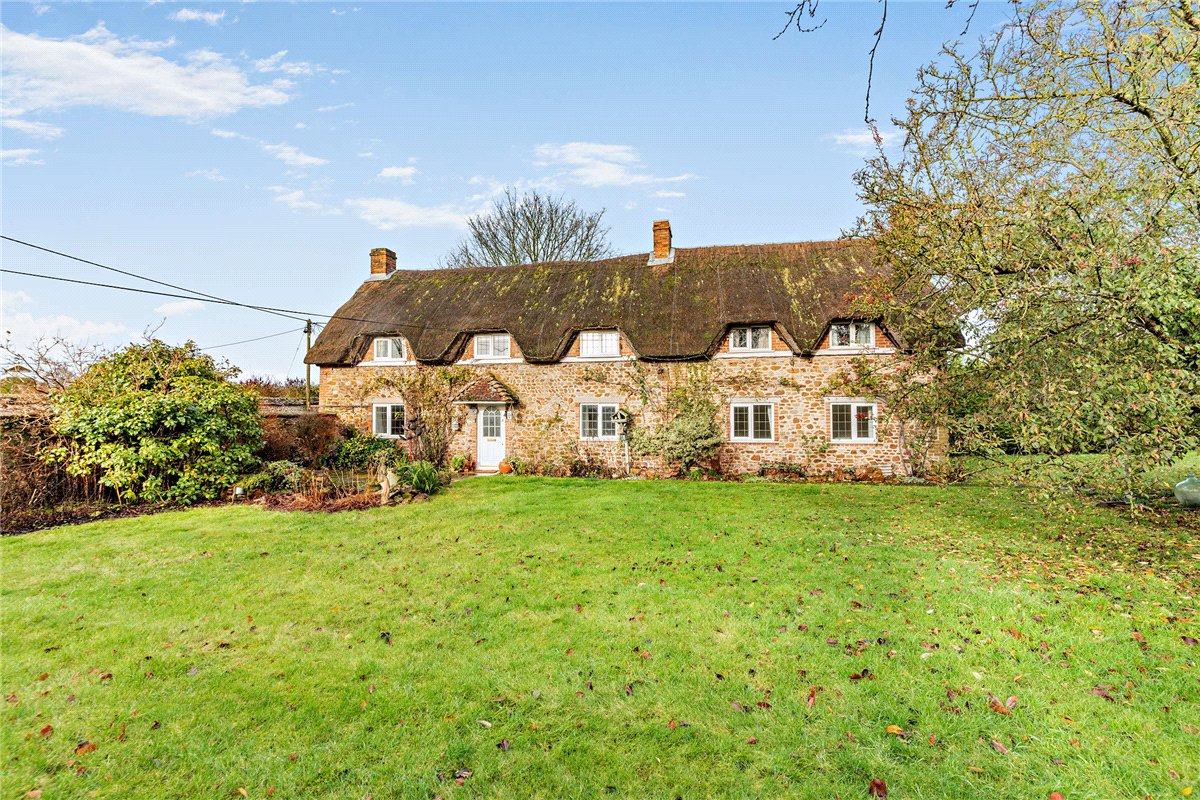5 bedroom cottage, Upper Lambourn, Hungerford RG17 - Available