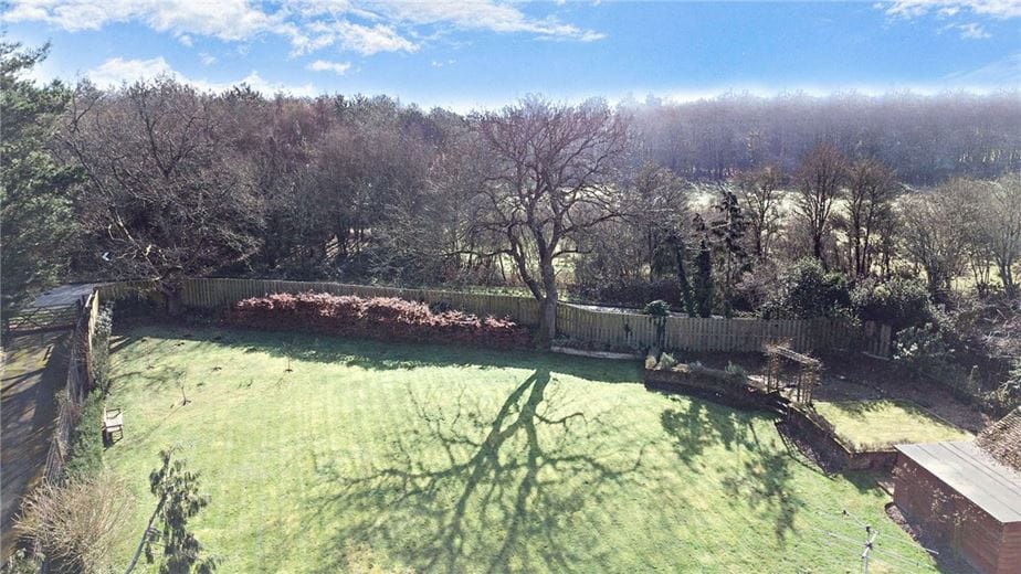 5 bedroom house, Burys Bank Road, Crookham Common RG19 - Available