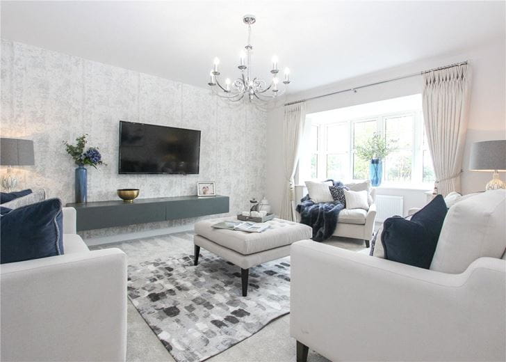 2 bedroom house, Bishops Green, Newbury RG20 - Available