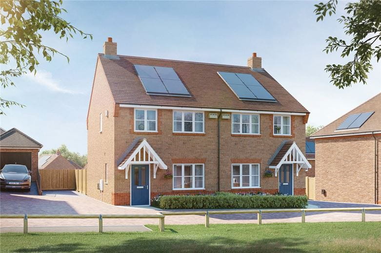 2 bedroom house, Bishops Green, Newbury RG20 - Available