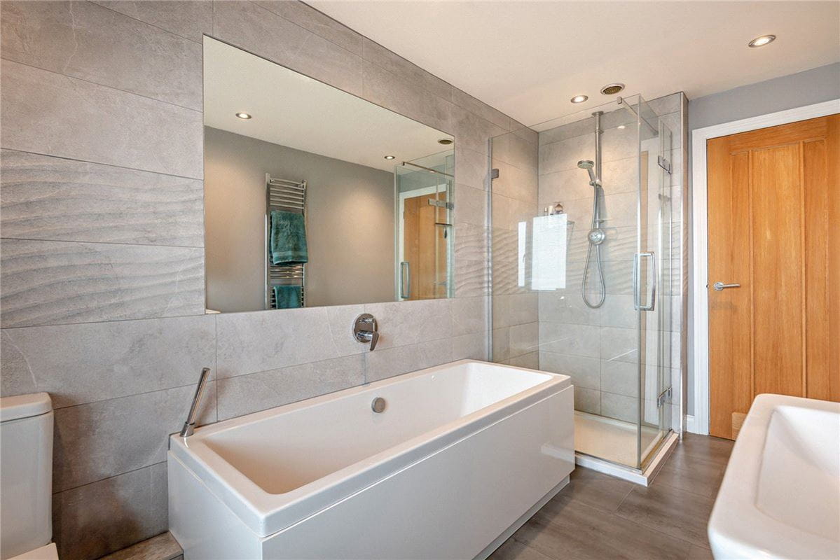 4 bedroom house, King John Road, Kingsclere RG20 - Available