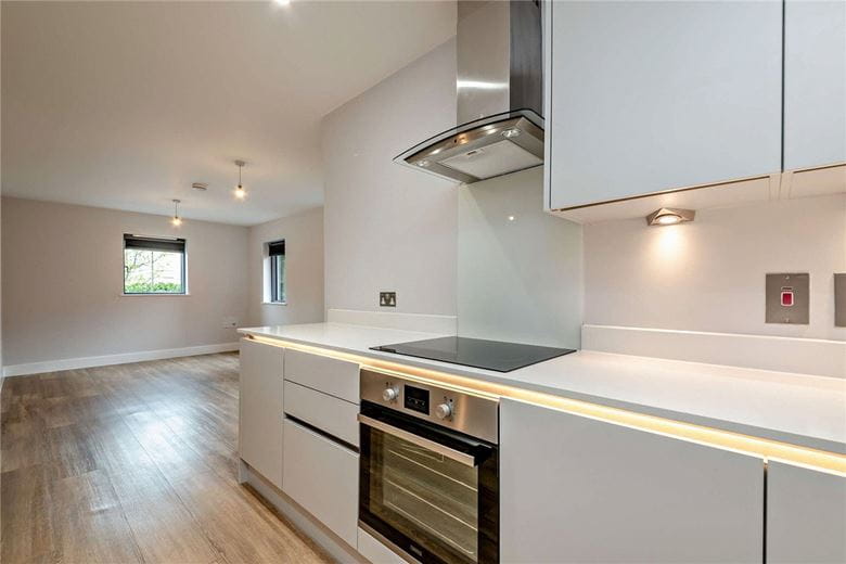 2 bedroom flat, St Marys Road, Newbury RG14 - Available