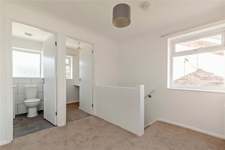 2 bedroom maisonette, Speen, Newbury RG14 - Available