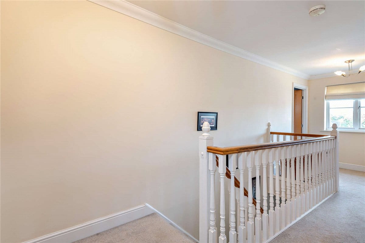 4 bedroom house, Hermitage Green, Hermitage RG18 - Available