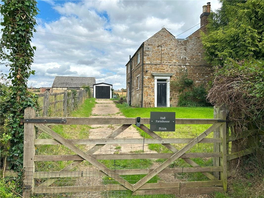 4 bedroom house, Main Street, Loddington LE7 - Let Agreed