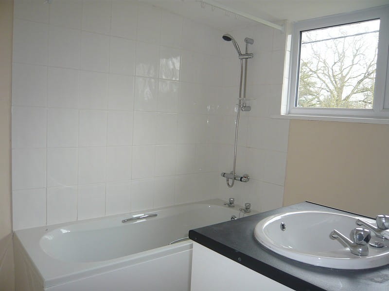 3 bedroom house, East Woodhay, Newbury RG20 - Available