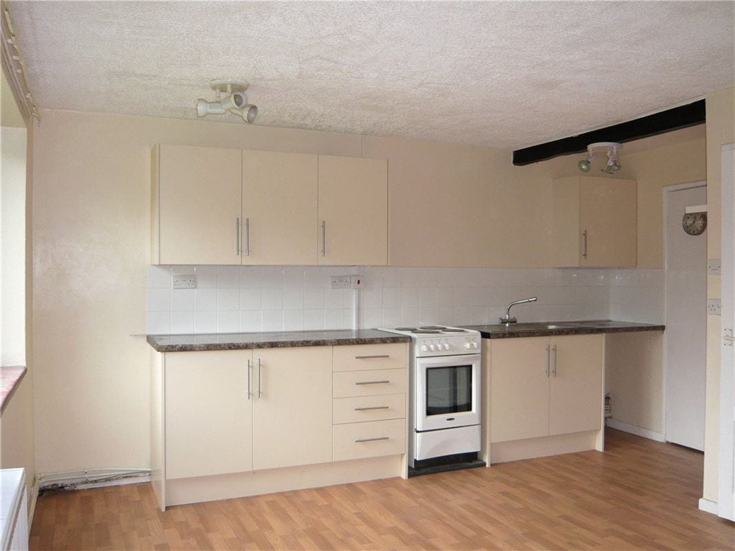 3 bedroom house, East Woodhay, Newbury RG20 - Available