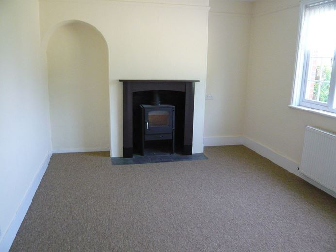 3 bedroom cottage, Marlston Hermitage, Thatcham RG18 - Available