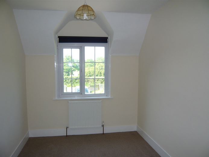 3 bedroom cottage, Marlston Hermitage, Thatcham RG18 - Available