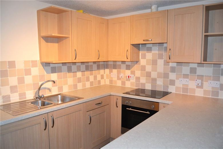 1 bedroom maisonette, High Street, Hungerford RG17 - Let Agreed