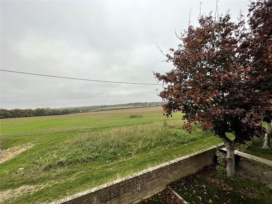 4 bedroom house, Elcot, Kintbury RG20 - Available