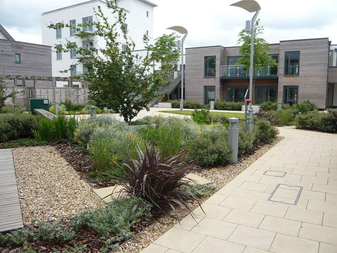 1 bedroom flat, Park Way, Newbury RG14 - Let Agreed