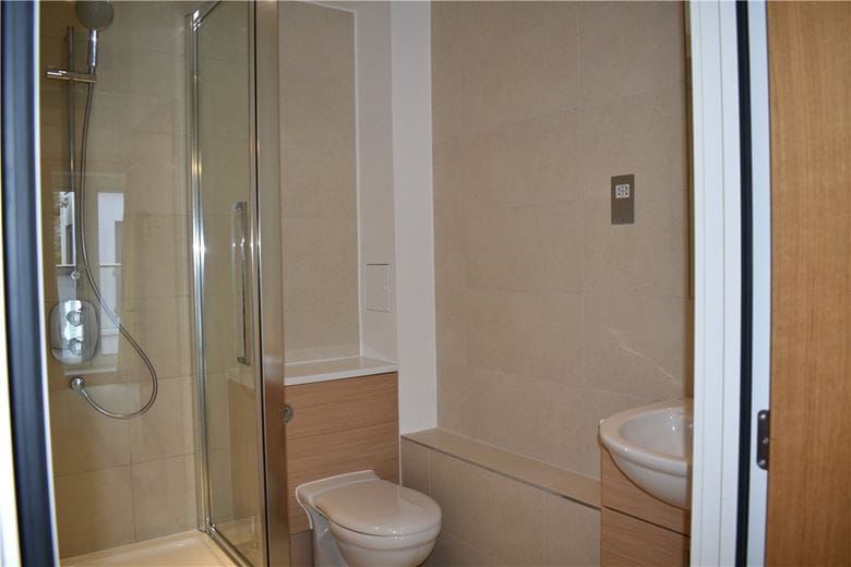 2 bedroom flat, Park Way, Newbury RG14