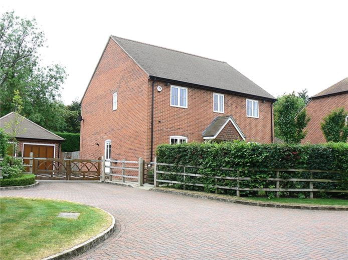 4 bedroom house, Brimpton, Berkshire RG7 - Under Offer