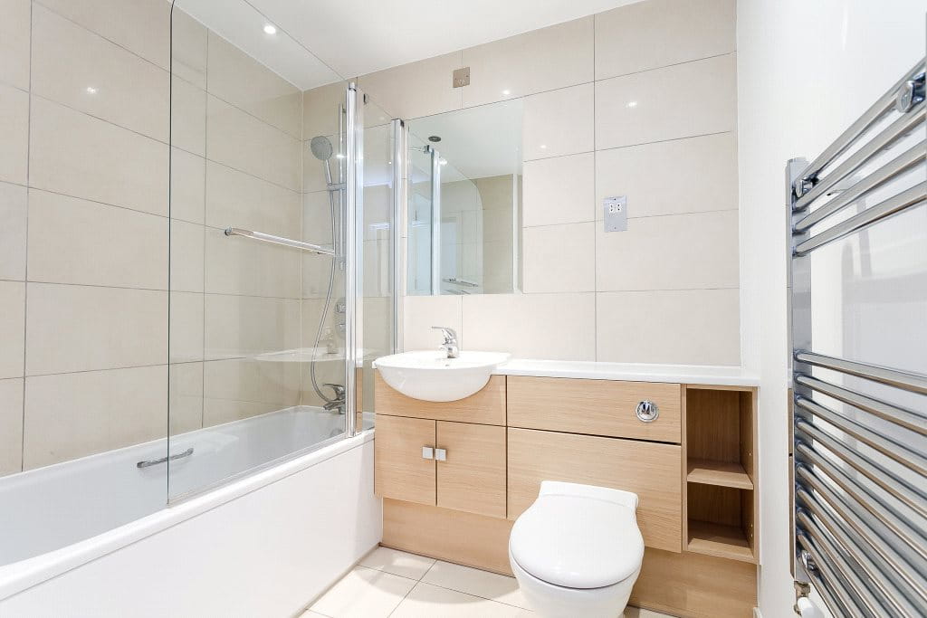 1 bedroom flat, Park Way, Newbury RG14 - Available