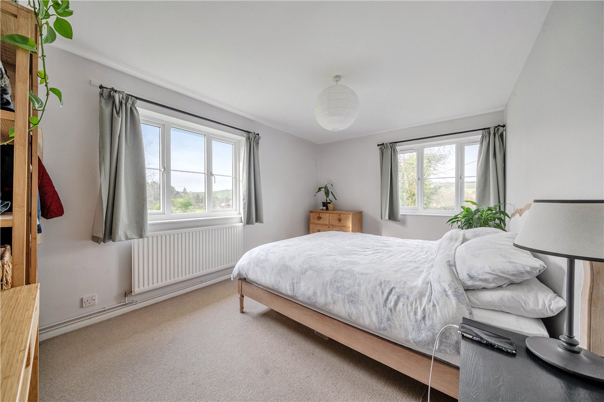 3 bedroom bungalow, Combe, Hungerford RG17 - Available