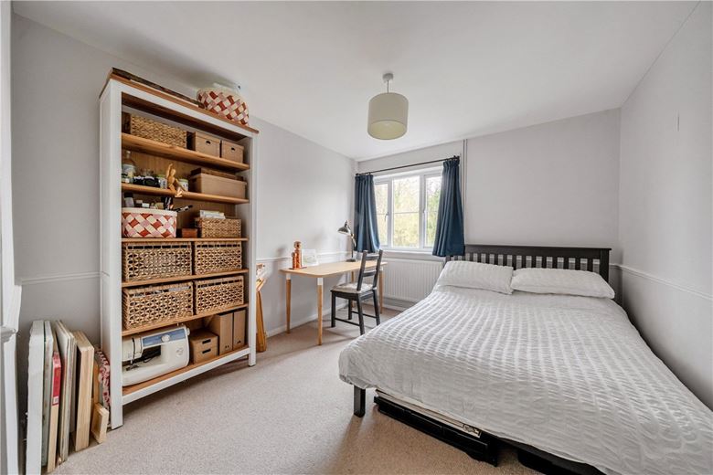 3 bedroom bungalow, Combe, Hungerford RG17 - Available