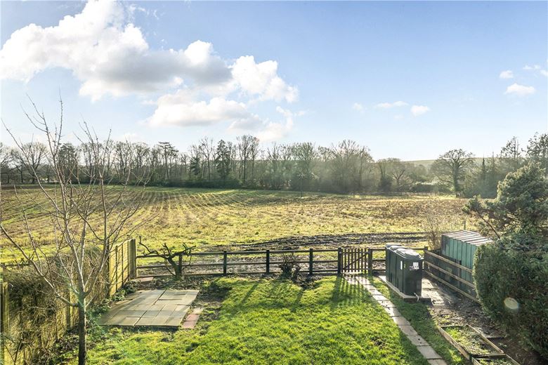 3 bedroom house, Upper Green, Inkpen RG17 - Available