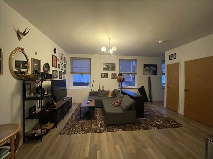 1 bedroom flat, Strawberry Hill, Newbury RG14