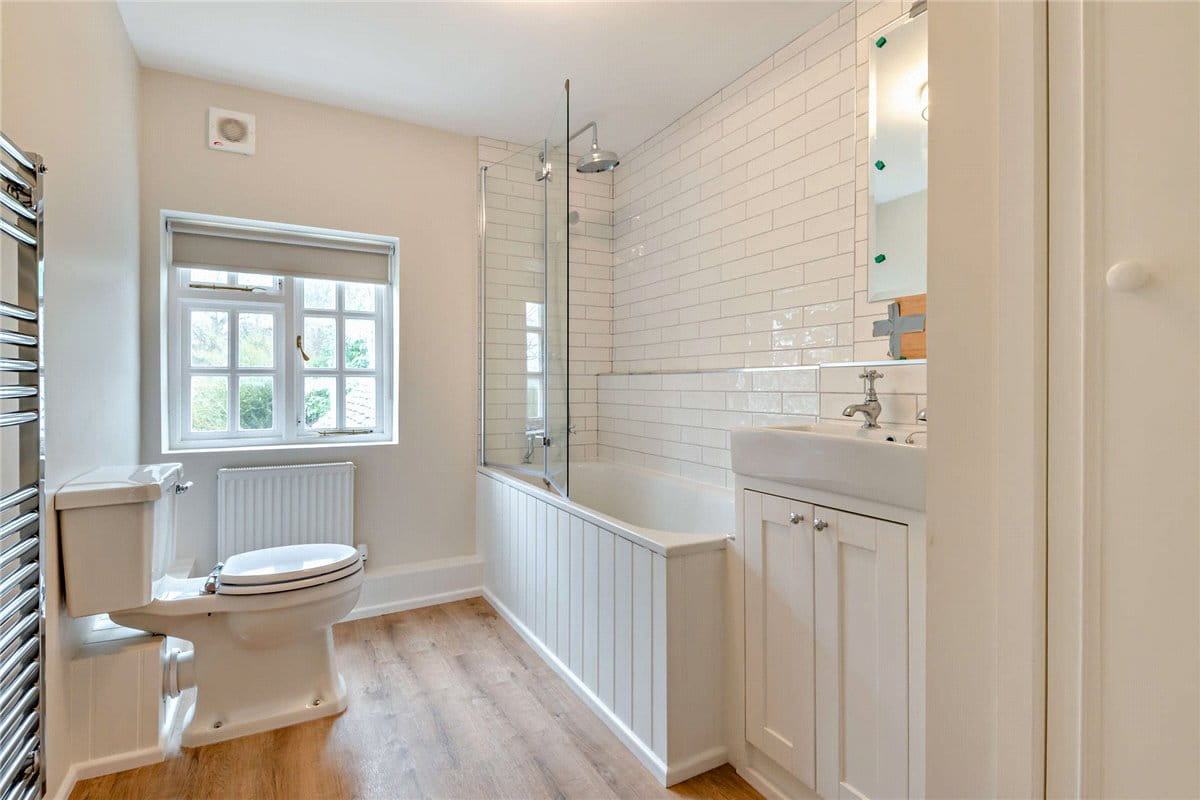 5 bedroom house, Upper Green, Inkpen RG17 - Let Agreed