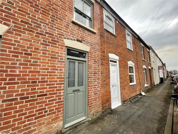 3 bedroom house, Newbury, Berkshire RG14 - Under Offer