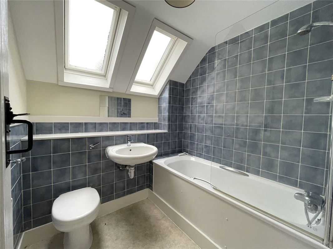 2 bedroom cottage, Horris Hill, Newtown RG20