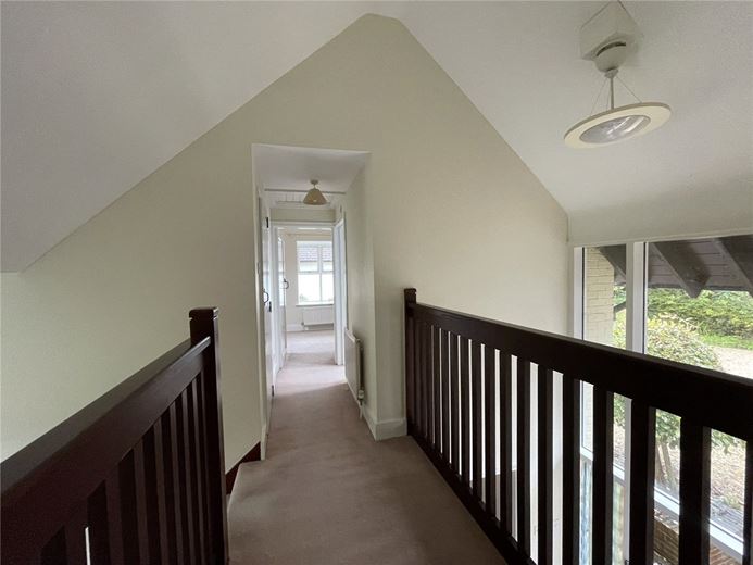 2 bedroom cottage, Horris Hill, Newtown RG20