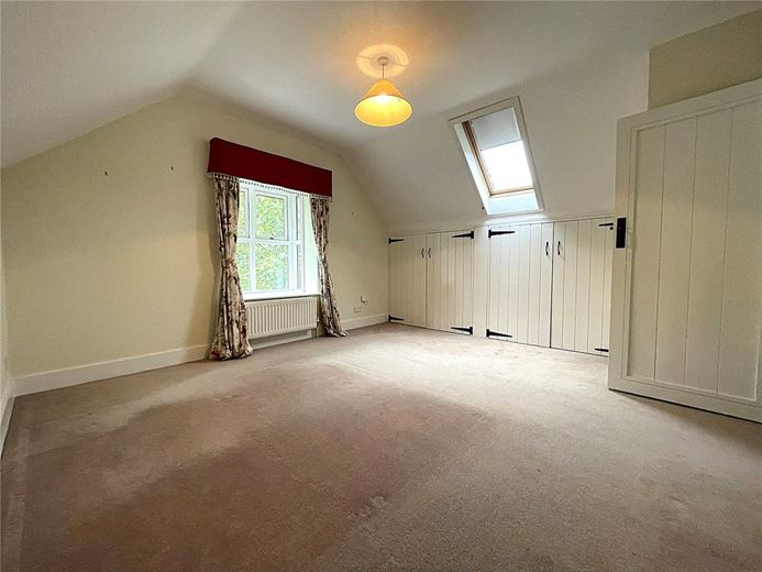 2 bedroom cottage, Horris Hill, Newtown RG20