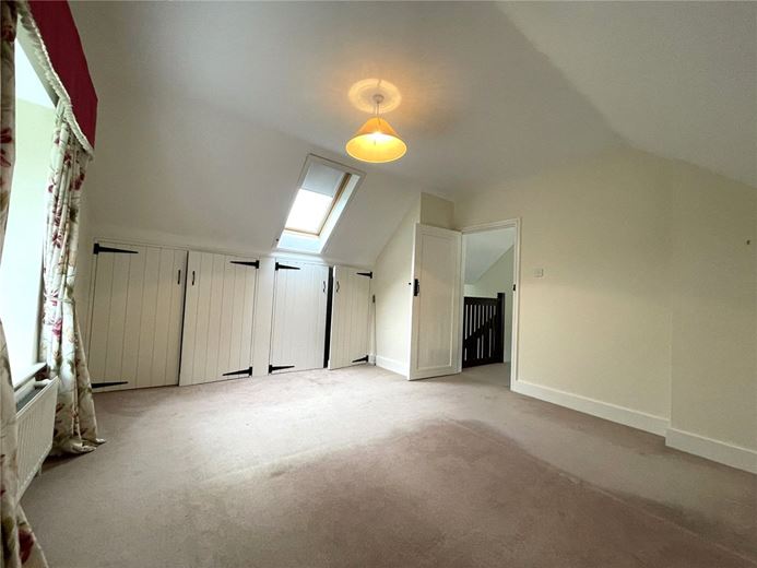 2 bedroom cottage, Horris Hill, Newtown RG20