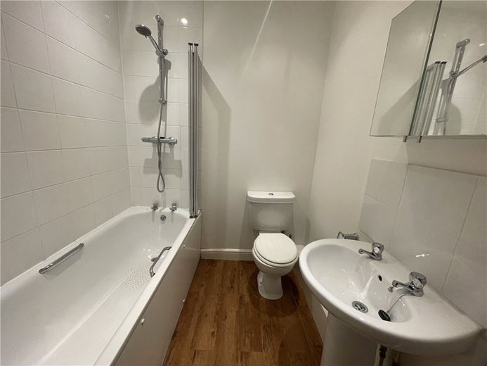 1 bedroom flat, London Road, Newbury RG14 - Available