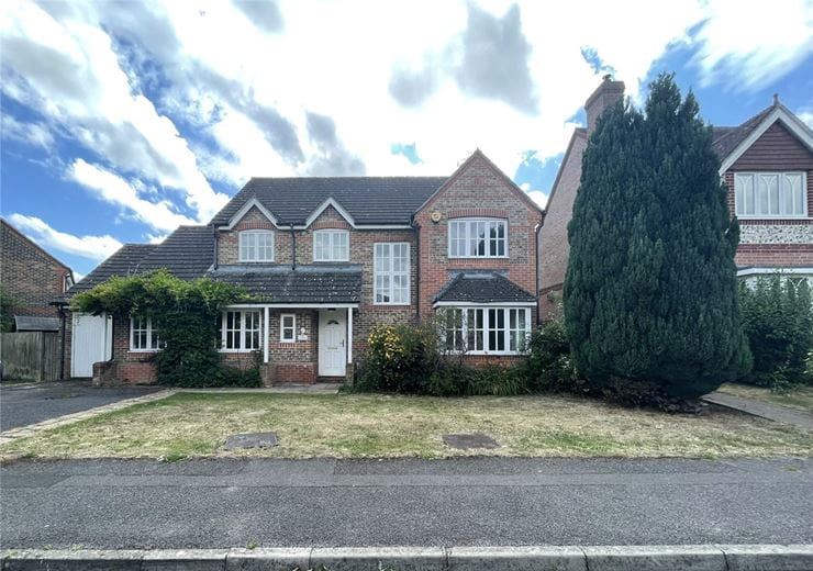 4 bedroom house, Thatcham, Berkshire RG18 - Available