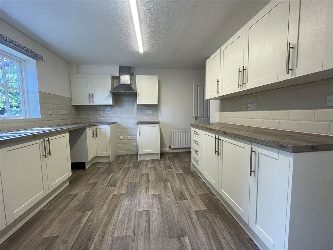 4 bedroom house, Thatcham, Berkshire RG18 - Let Agreed