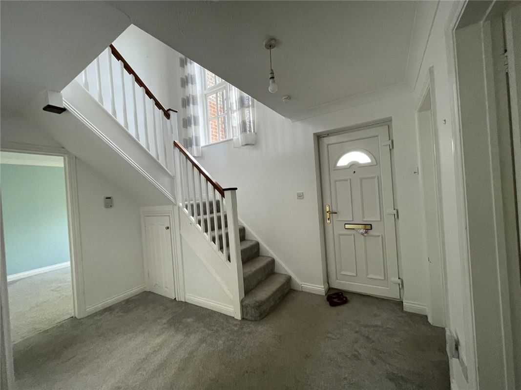 4 bedroom house, Thatcham, Berkshire RG18 - Let Agreed