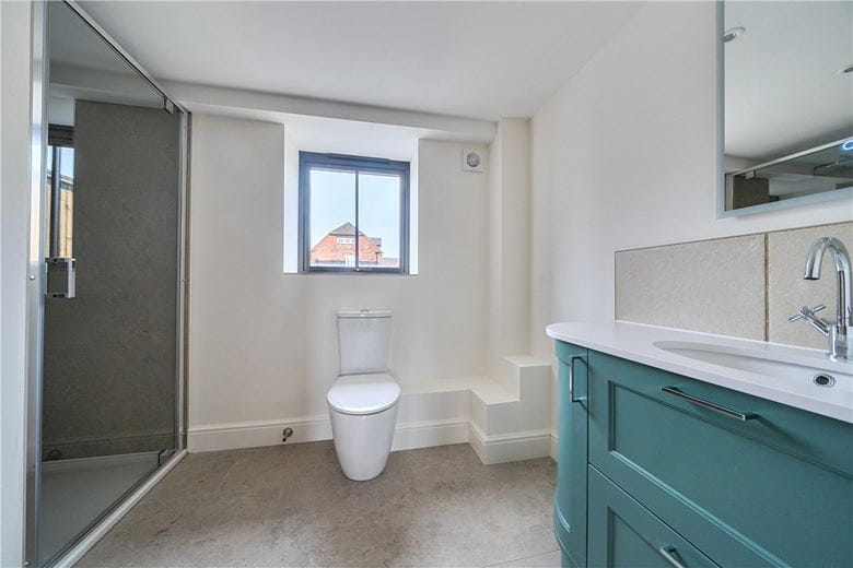 3 bedroom house, Enborne Street, Enborne RG20 - Available