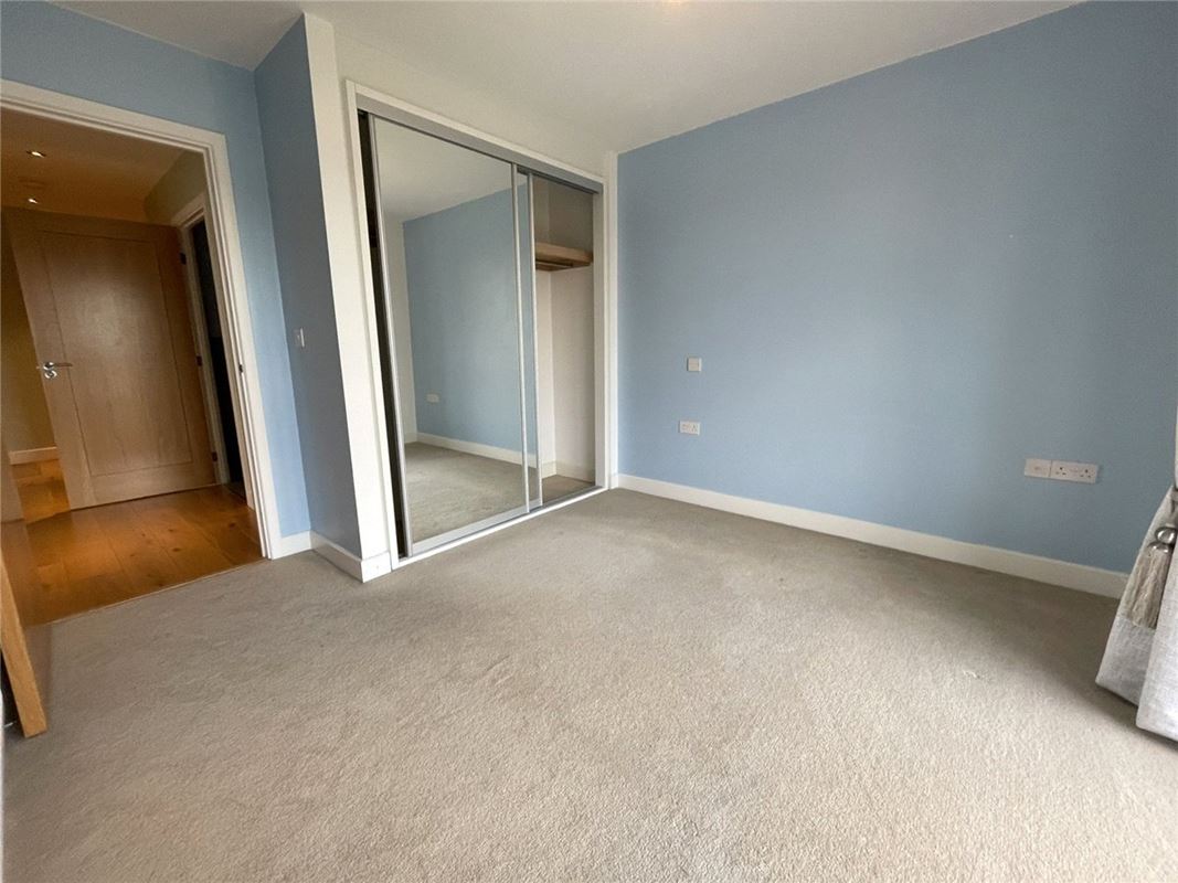 2 bedroom flat, Kingman Way, Newbury RG14 - Let Agreed