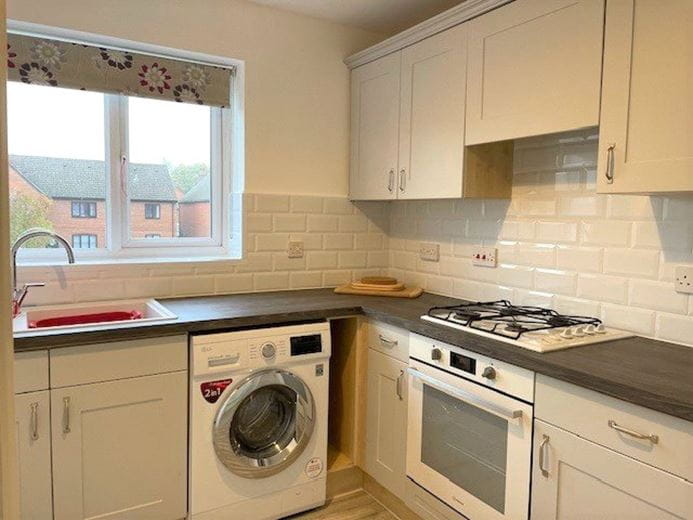 1 bedroom flat, Oddfellows Road, Newbury RG14 - Let Agreed