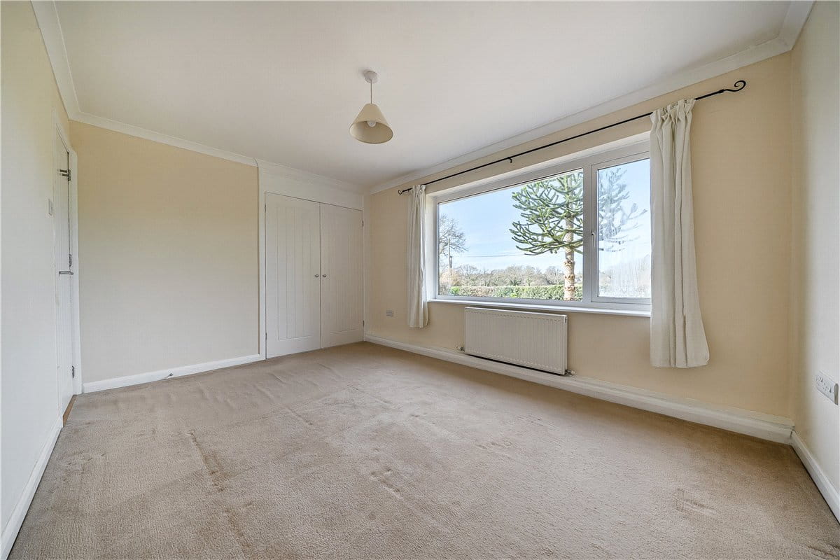 3 bedroom house, Tangley, Andover SP11 - Available