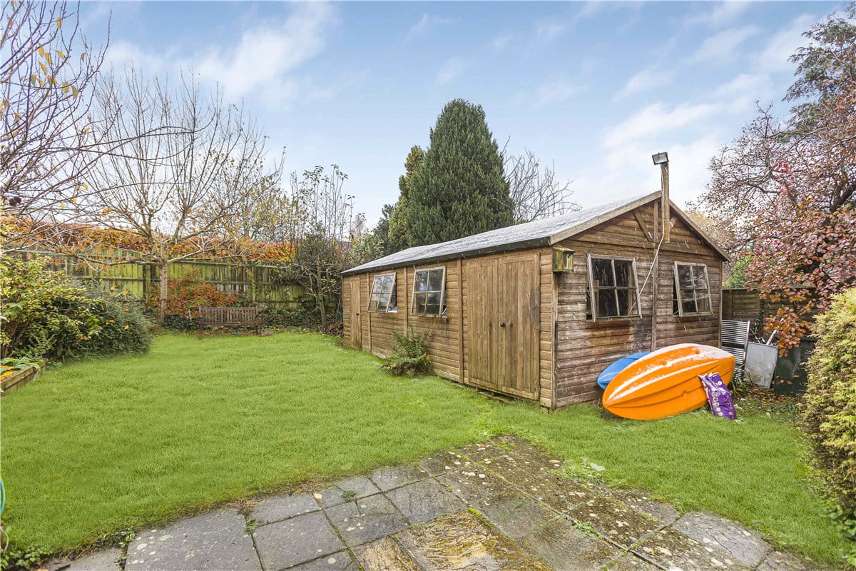 4 bedroom house, Bellamy Close, Southmoor OX13 - Sold