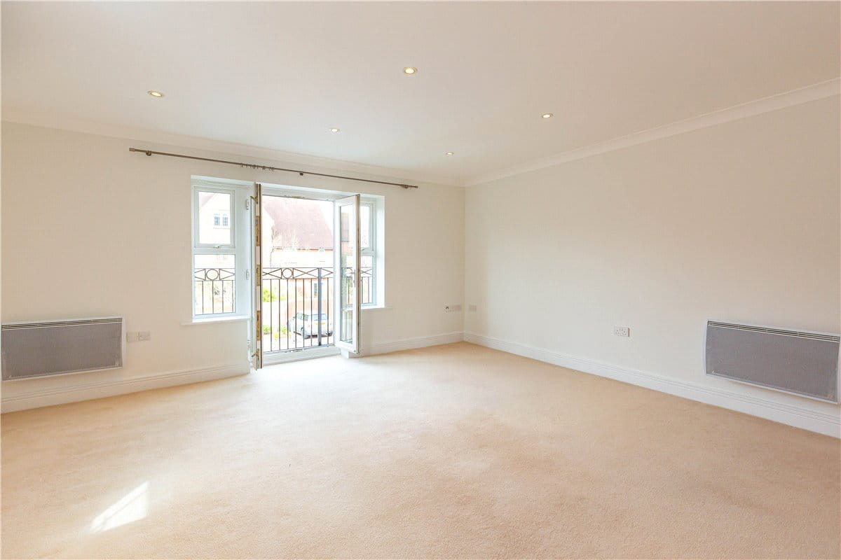 1 bedroom flat, Elizabeth Jennings Way, Oxford OX2 - Available