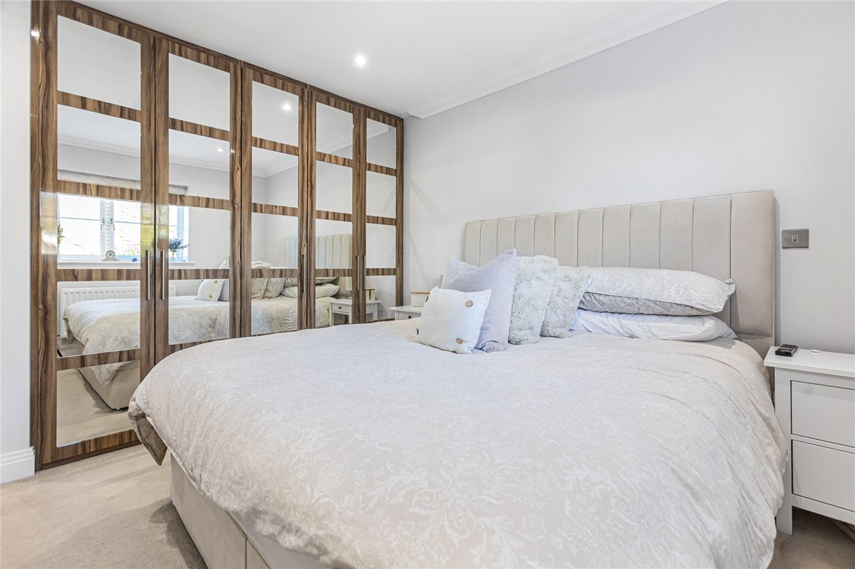 3 bedroom house, Couling Close, Yarnton OX5 - Available