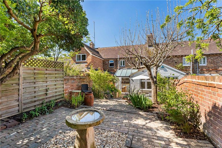 3 bedroom cottage, Wolvercote Green, Oxford OX2 - Available